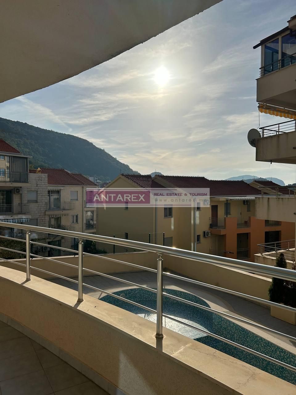 Apartment in Petrovac, Montenegro, 85 m² - picture 10