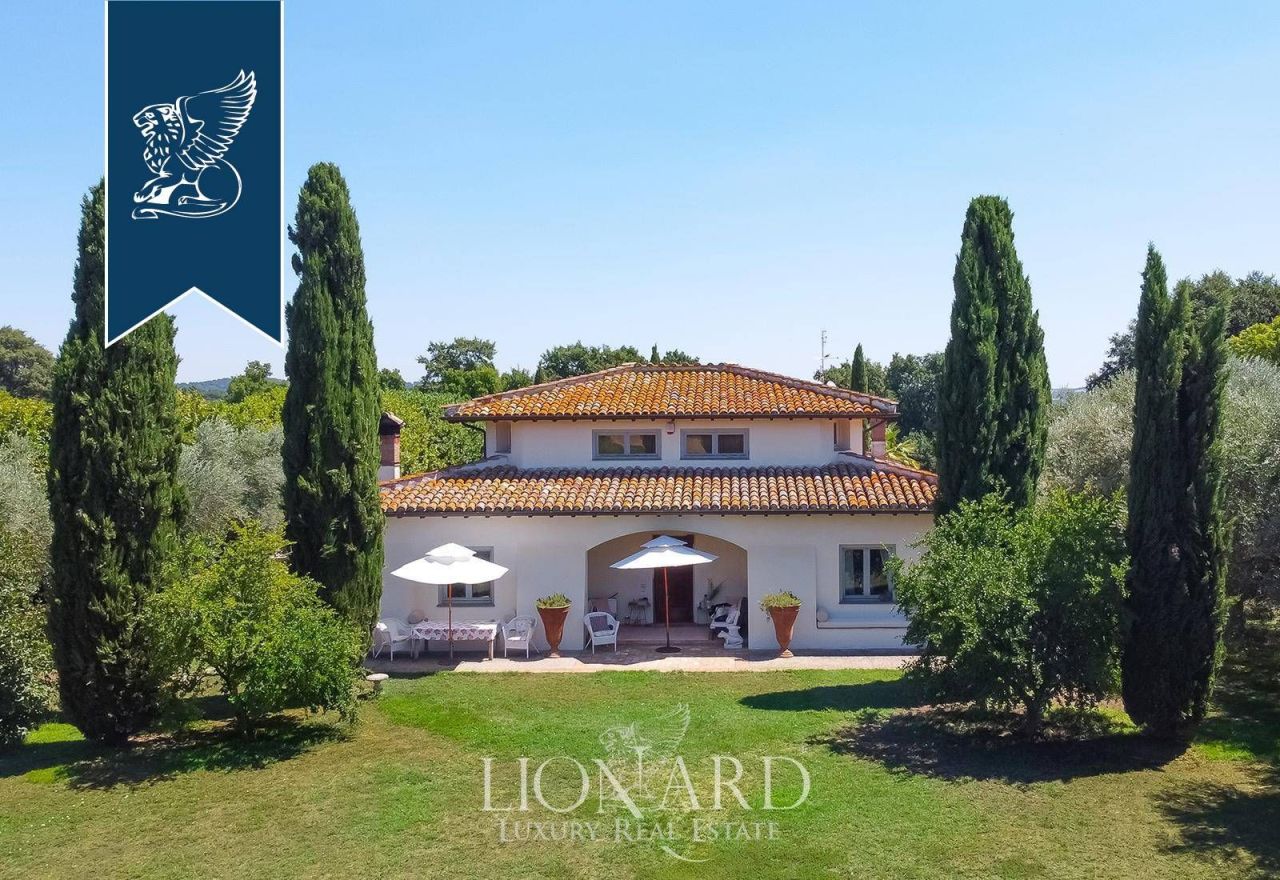 Villa en Roma, Italia, 460 m² - imagen 4