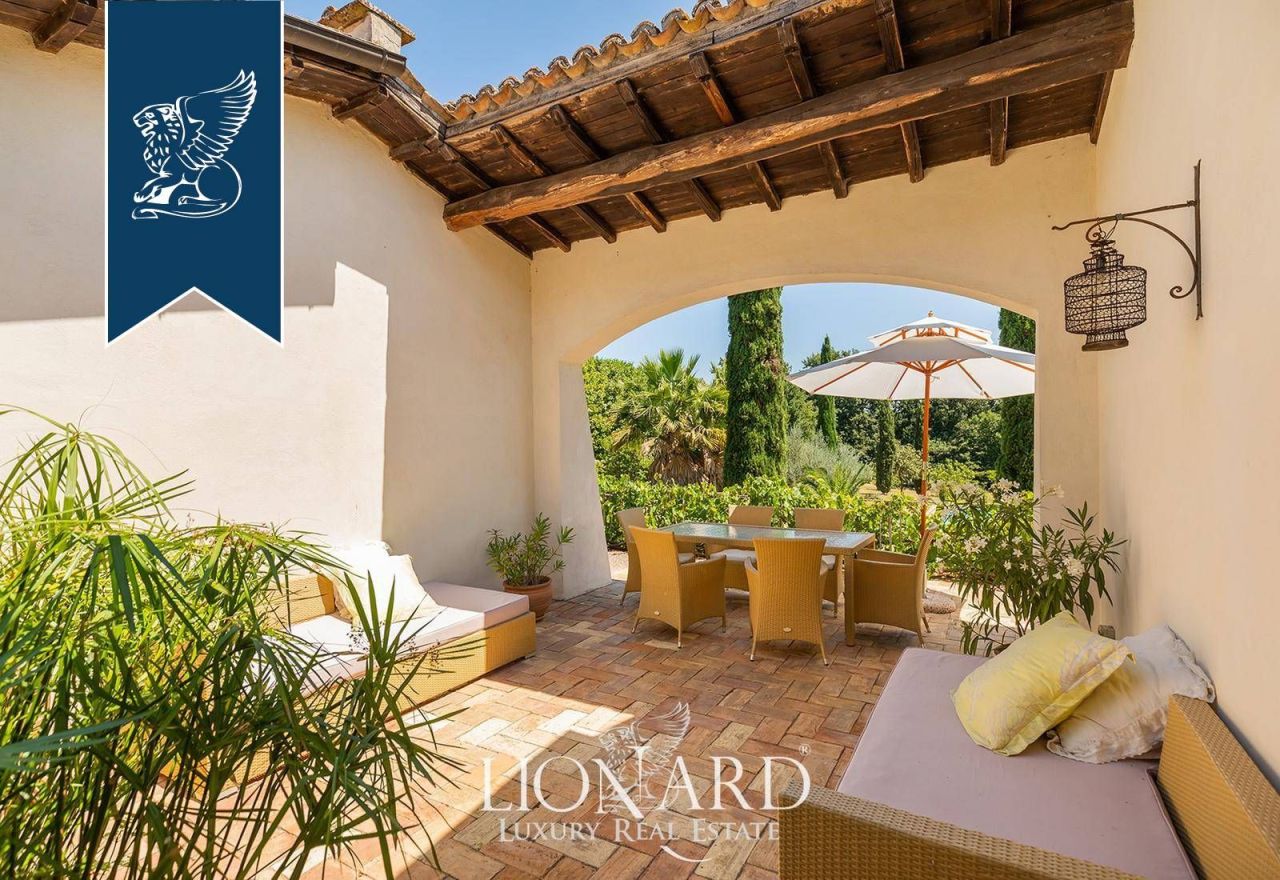 Villa en Roma, Italia, 460 m² - imagen 8