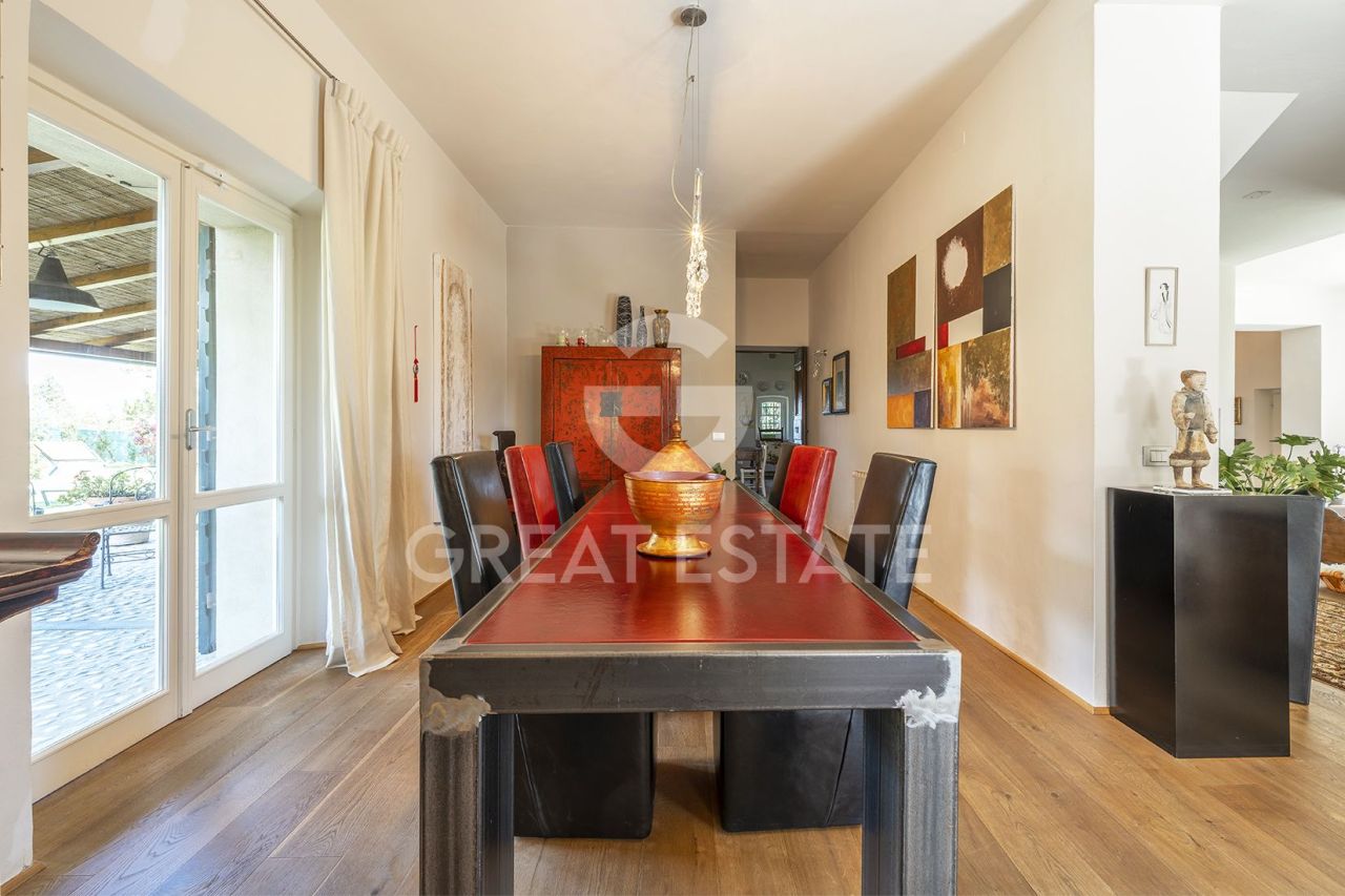 Casa a Chiusi, Italia, 370.9 m² - foto 12