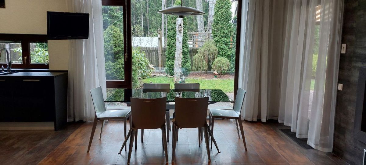 Haus in Dzintari, Lettland, 1 200 ar - Foto 1