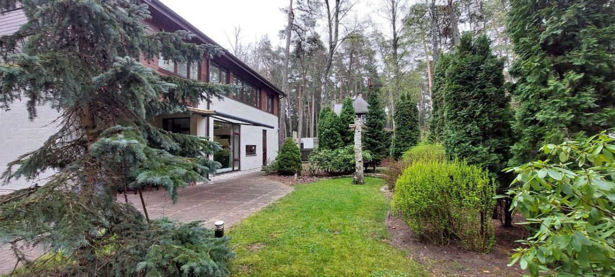 Maison à Dzintari, Lettonie, 1 200 ares - image 3