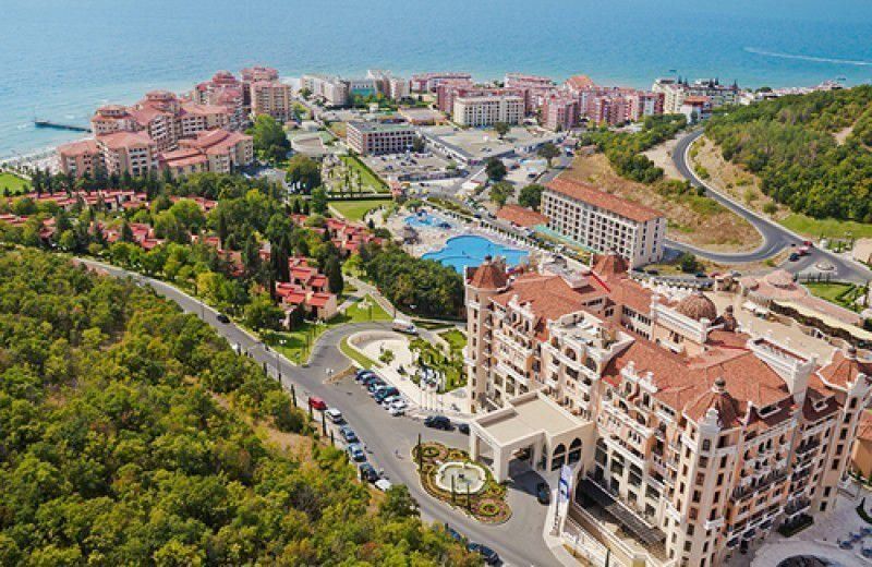 Apartment in Elenite, Bulgaria, 105 m² - picture 1