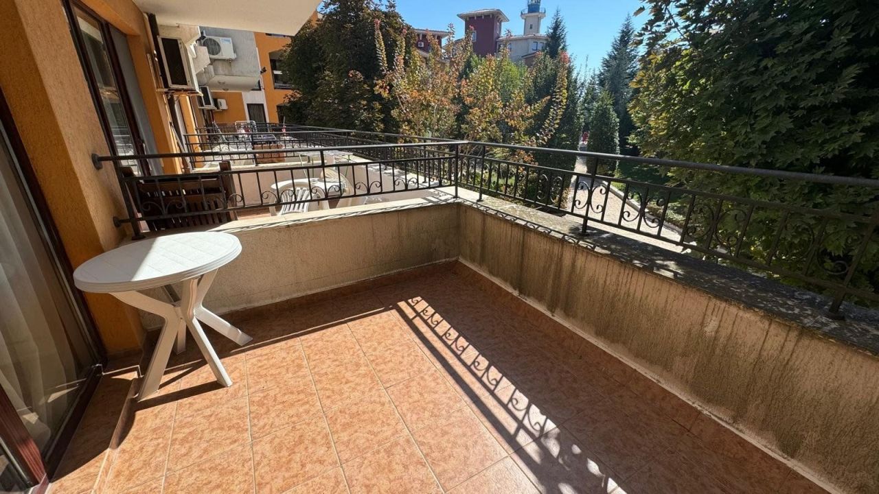 Apartamento en Aheloy, Bulgaria, 38 m² - imagen 1