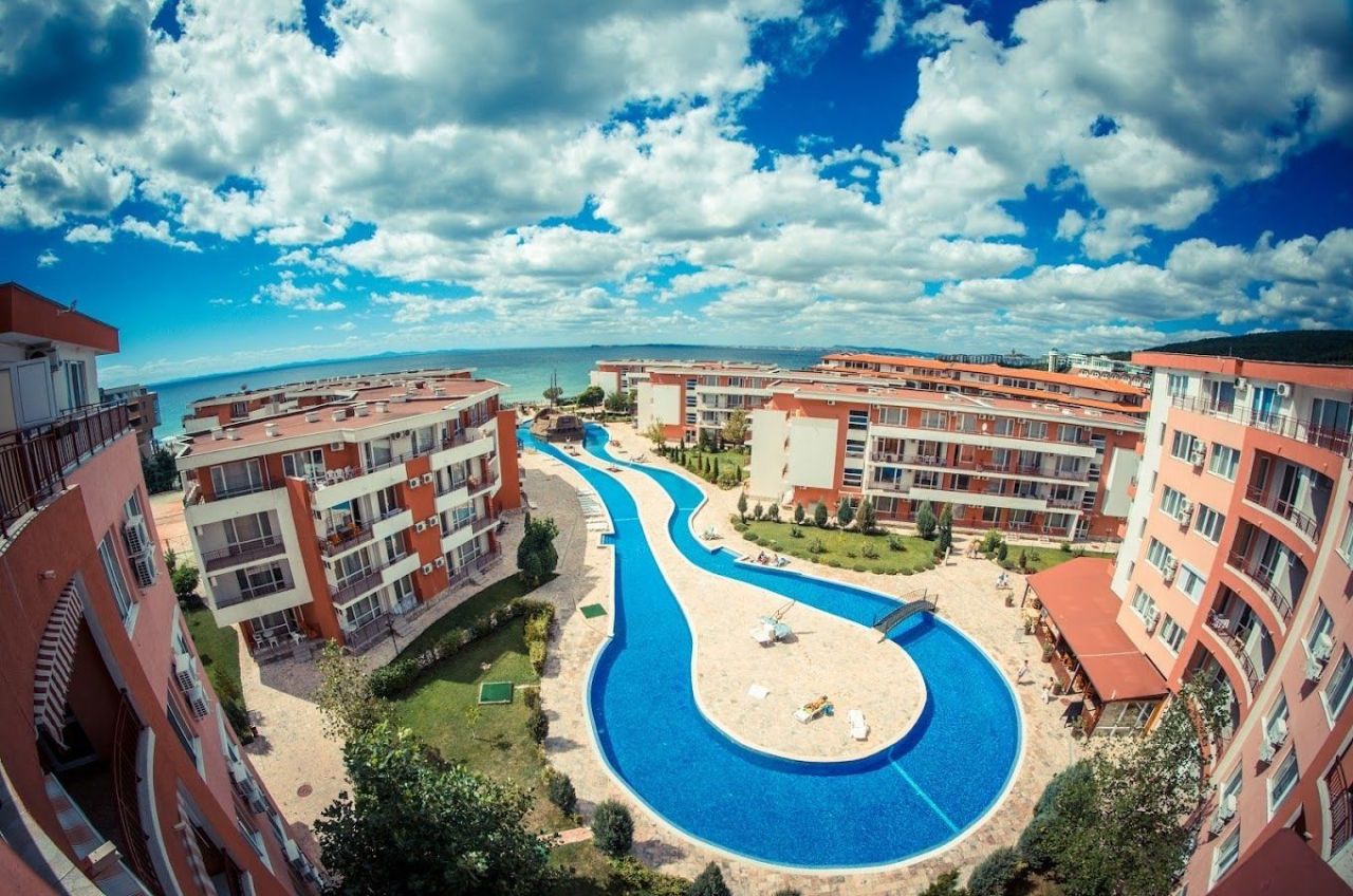 Appartement en Élénite, Bulgarie, 70 m² - image 1