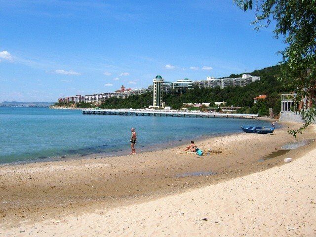 Apartamento en Elenite, Bulgaria, 102 m² - imagen 1