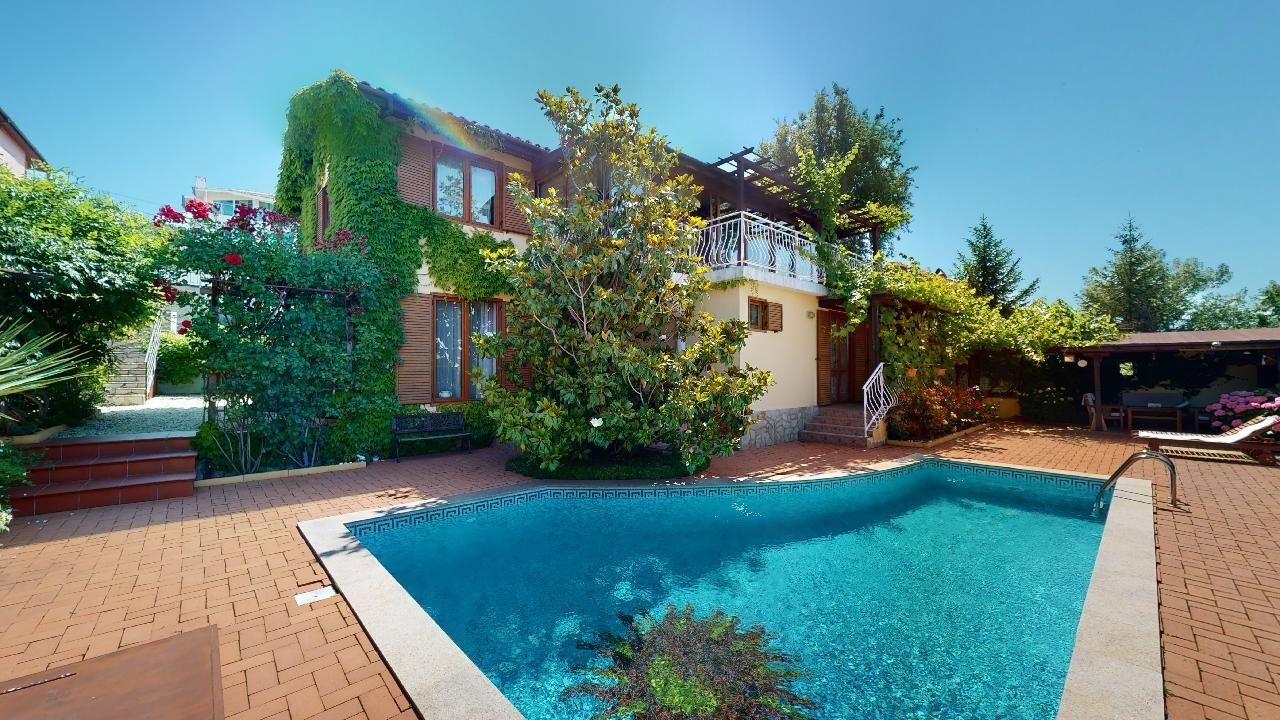 Haus in Koschariza, Bulgarien, 264 m² - Foto 1