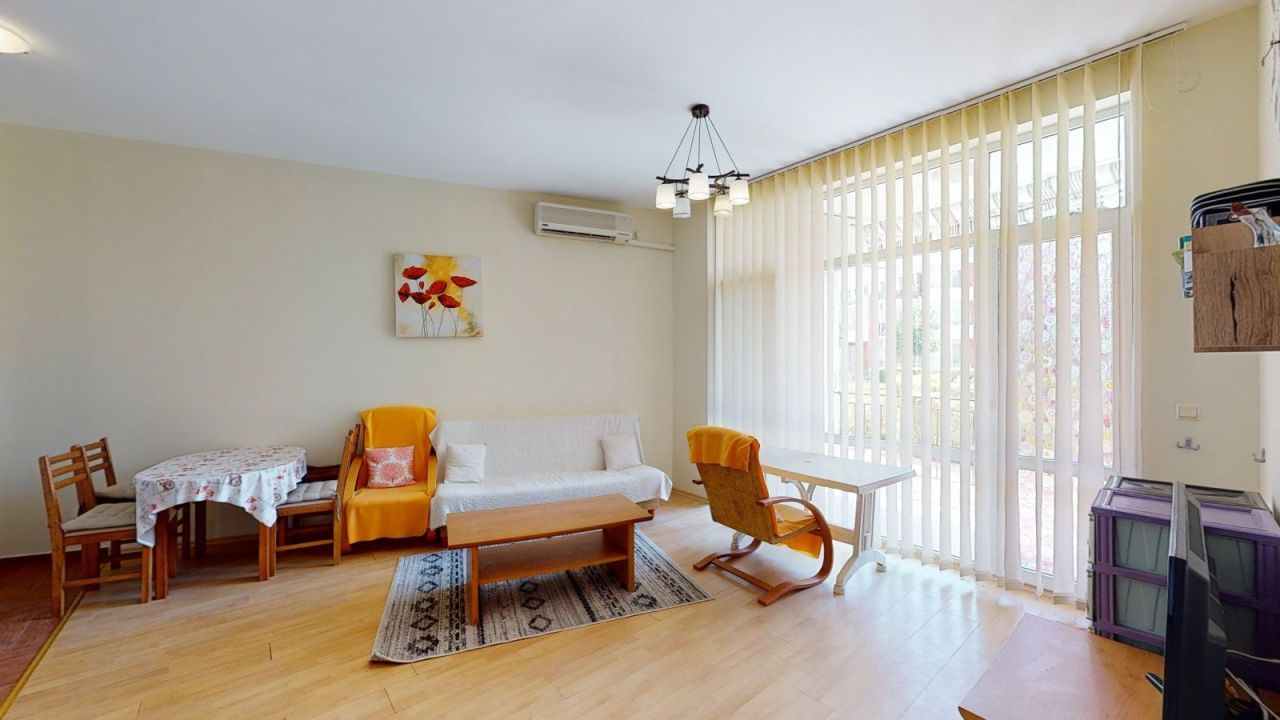 Appartamenti a Elenite, Bulgaria, 110 m² - foto 1