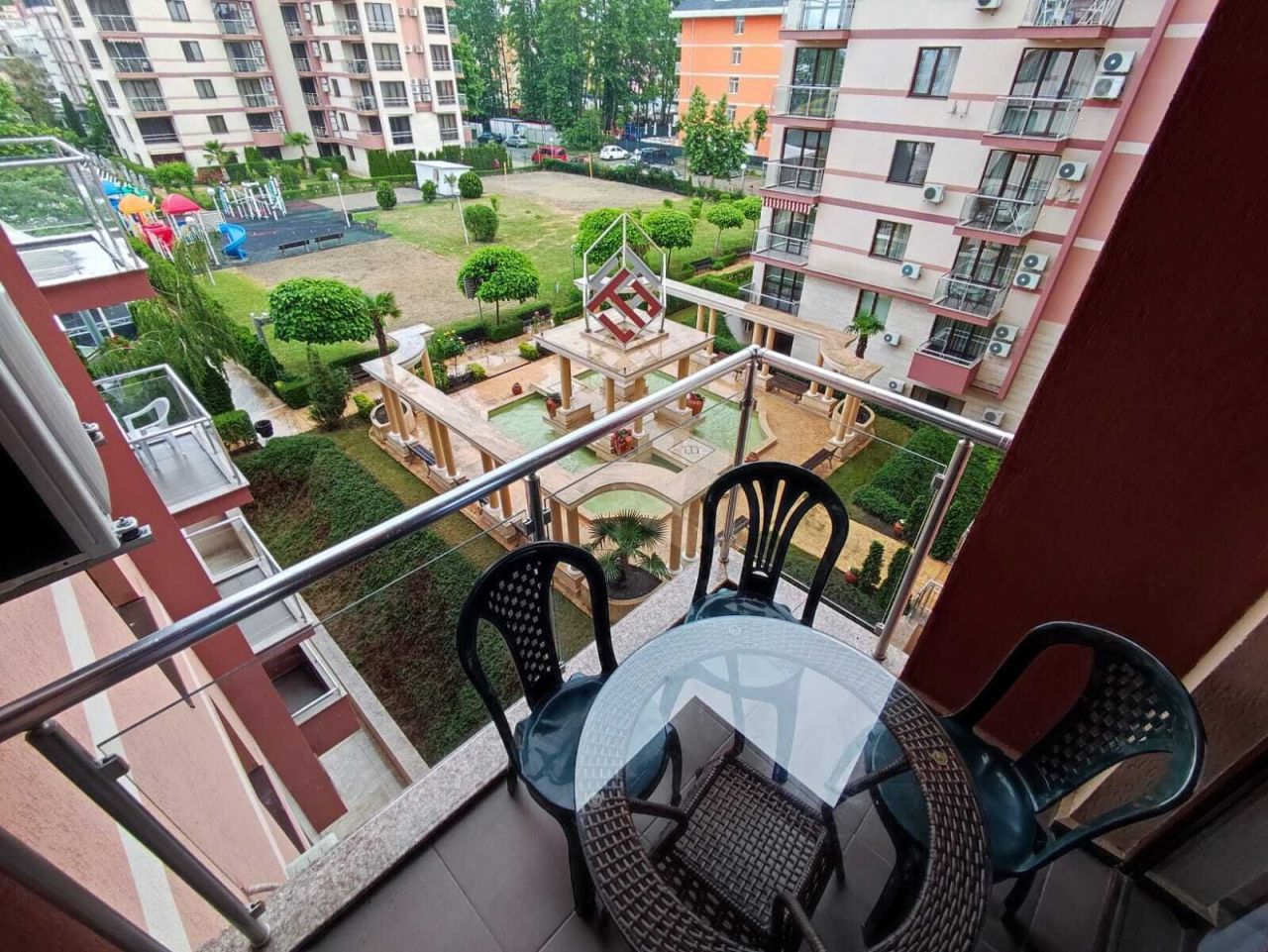 Appartement à Slantchev Briag, Bulgarie, 66 m² - image 1