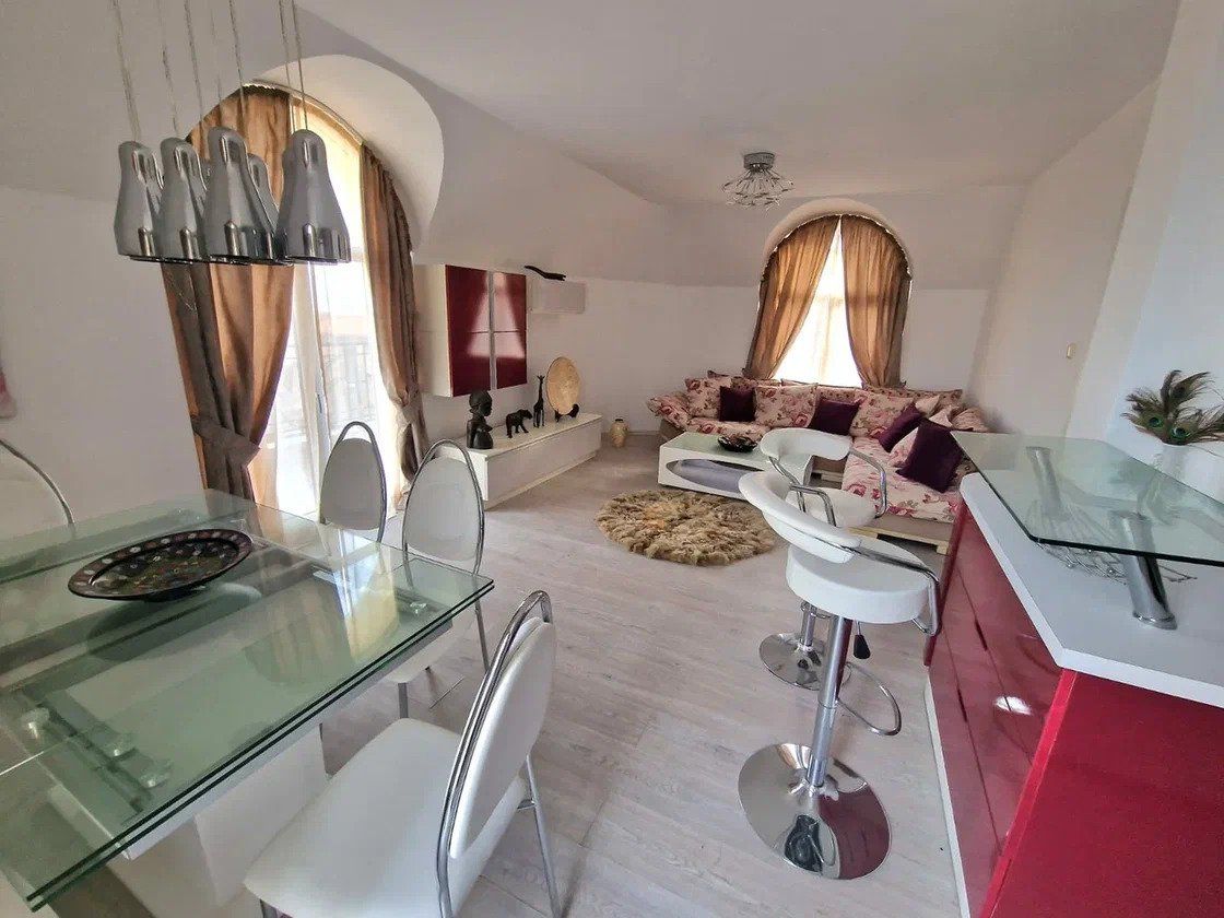 Casa adosada en Nesebar, Bulgaria, 380 m² - imagen 2