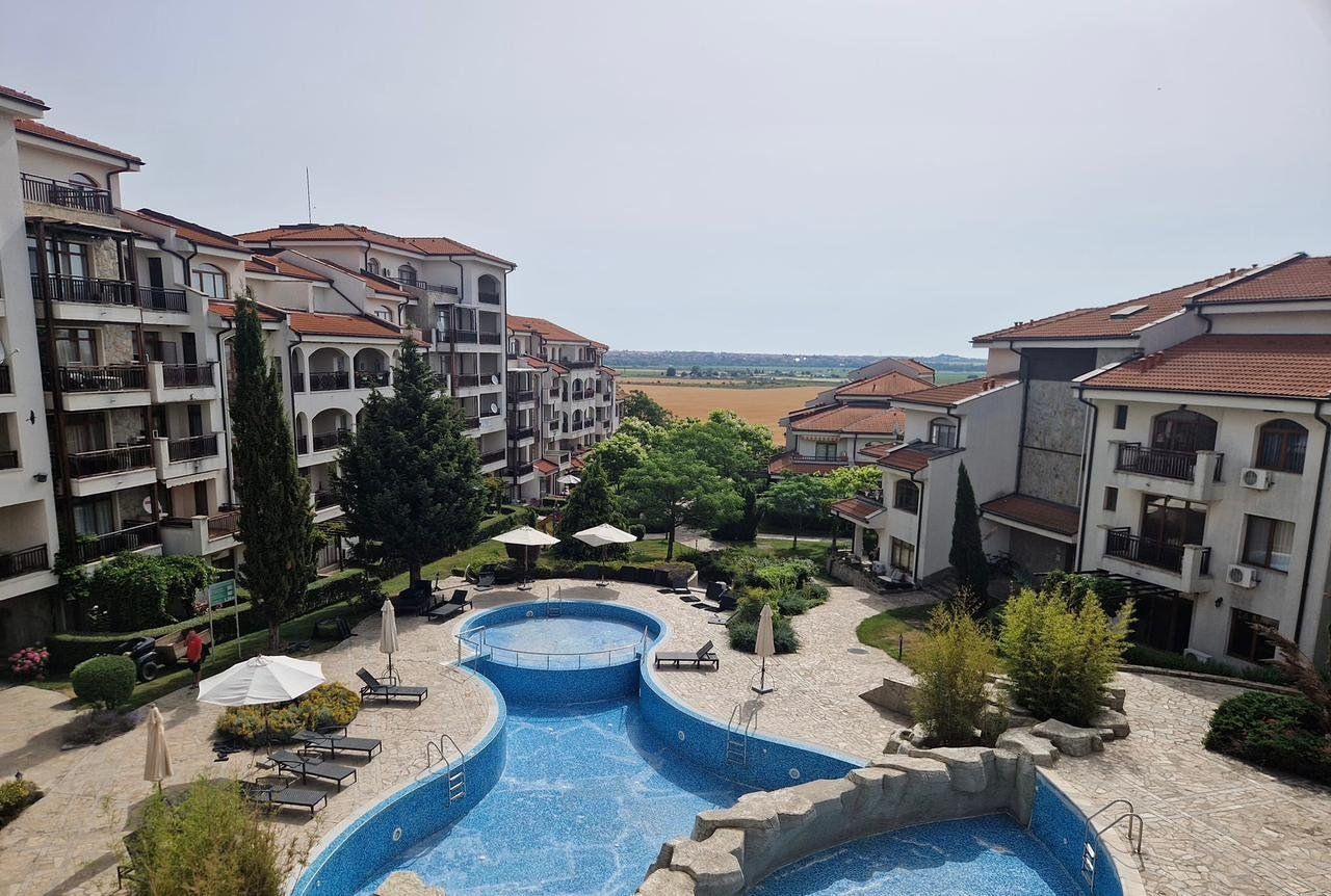 Apartamento en Aheloy, Bulgaria, 93 m² - imagen 1
