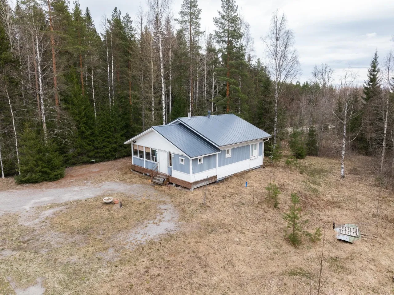 Maison à Viitasaari, Finlande, 66 m² - image 1