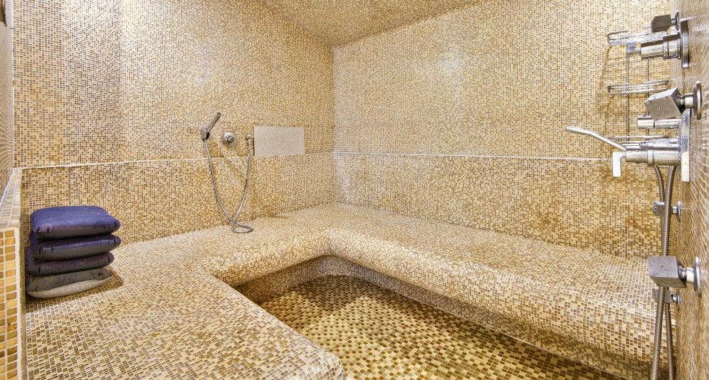 Apartment in Beaulieu-sur-Mer, France, 160 m² - picture 9