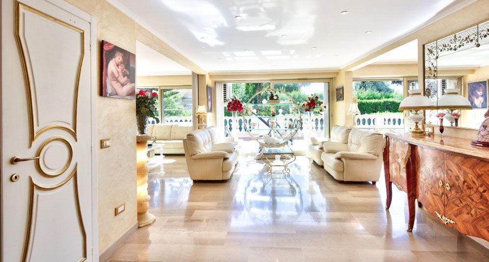 Apartment in Beaulieu-sur-Mer, France, 160 m² - picture 2