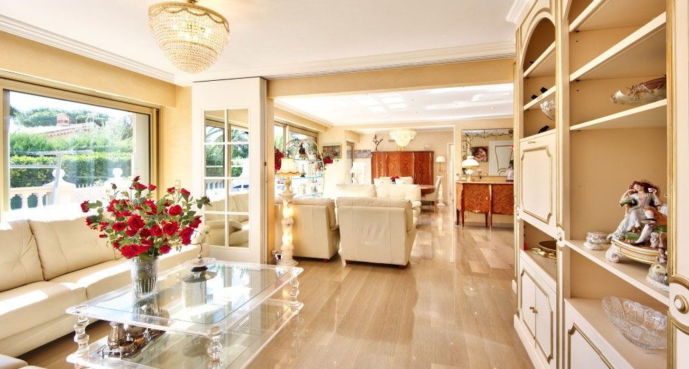 Apartment in Beaulieu-sur-Mer, France, 160 m² - picture 3