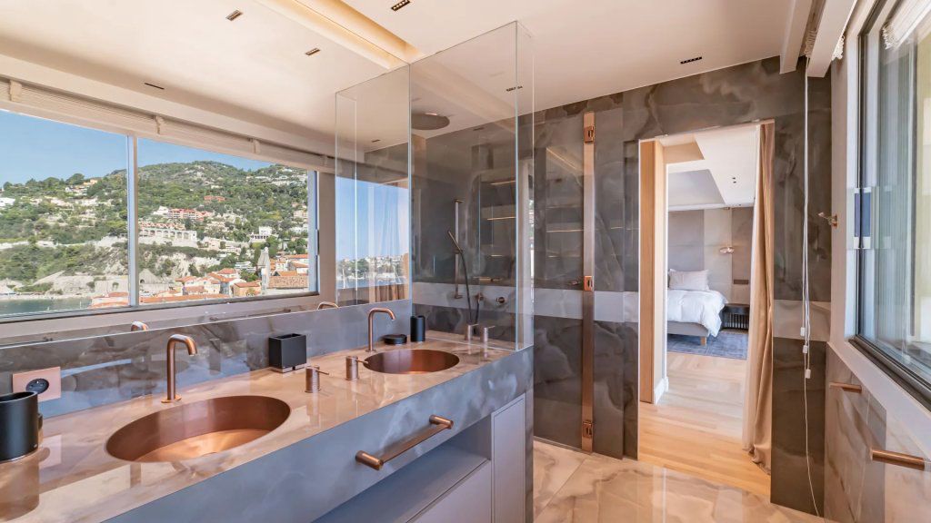 Appartement à Villefranche-sur-Mer, France, 141 m² - image 9