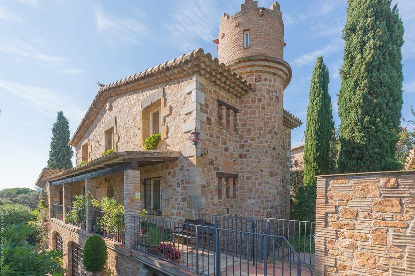 Maison sur la Costa Brava, Espagne, 511 m² - image 1