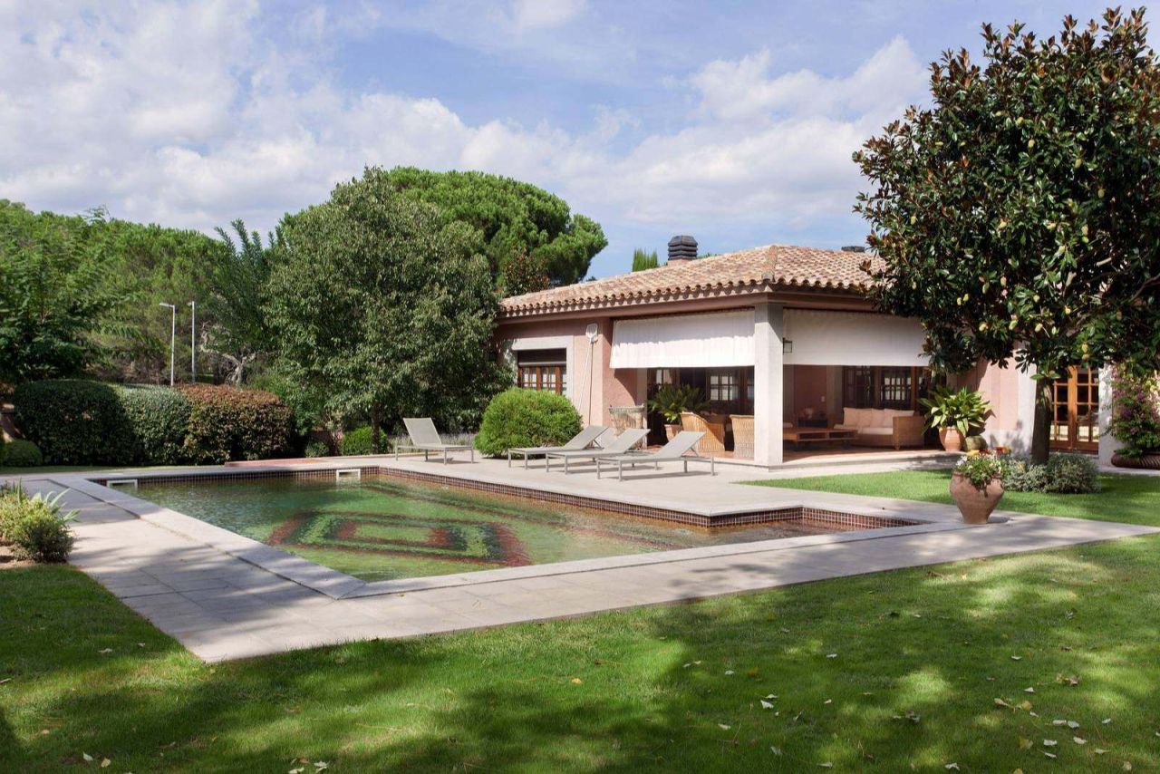 Maison sur la Costa Brava, Espagne, 500 m² - image 1