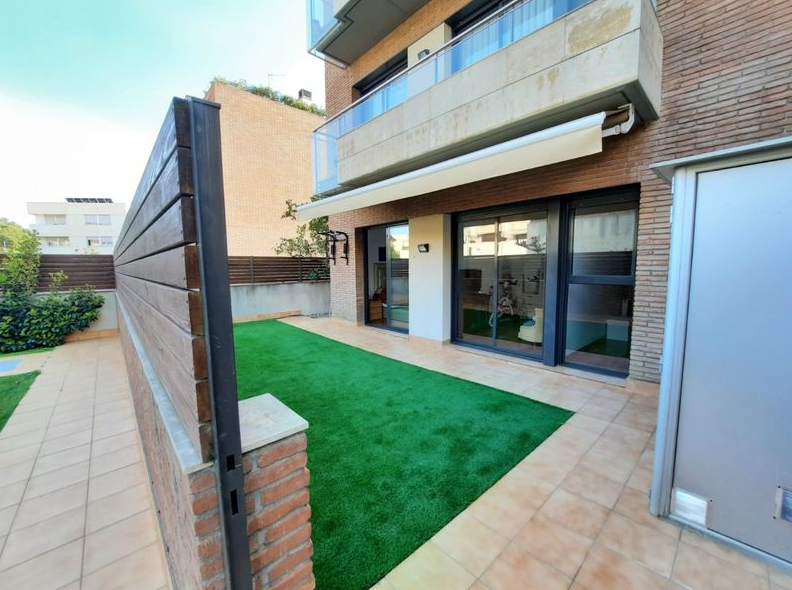 Wohnung in Costa del Maresme, Spanien, 119 m² - Foto 1