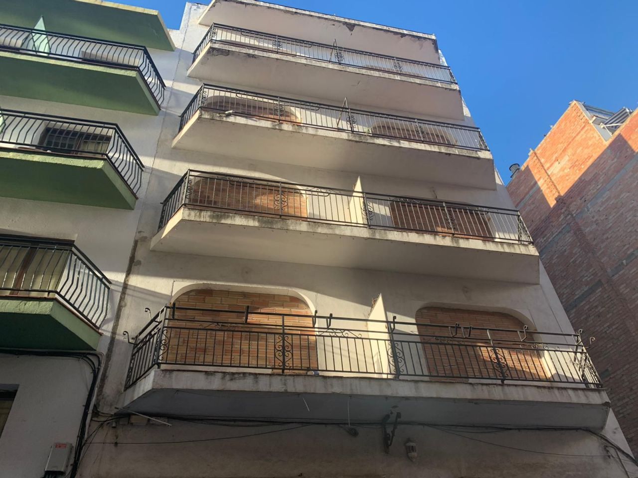 Biens commerciaux sur la Costa Brava, Espagne, 2 414 m² - image 1