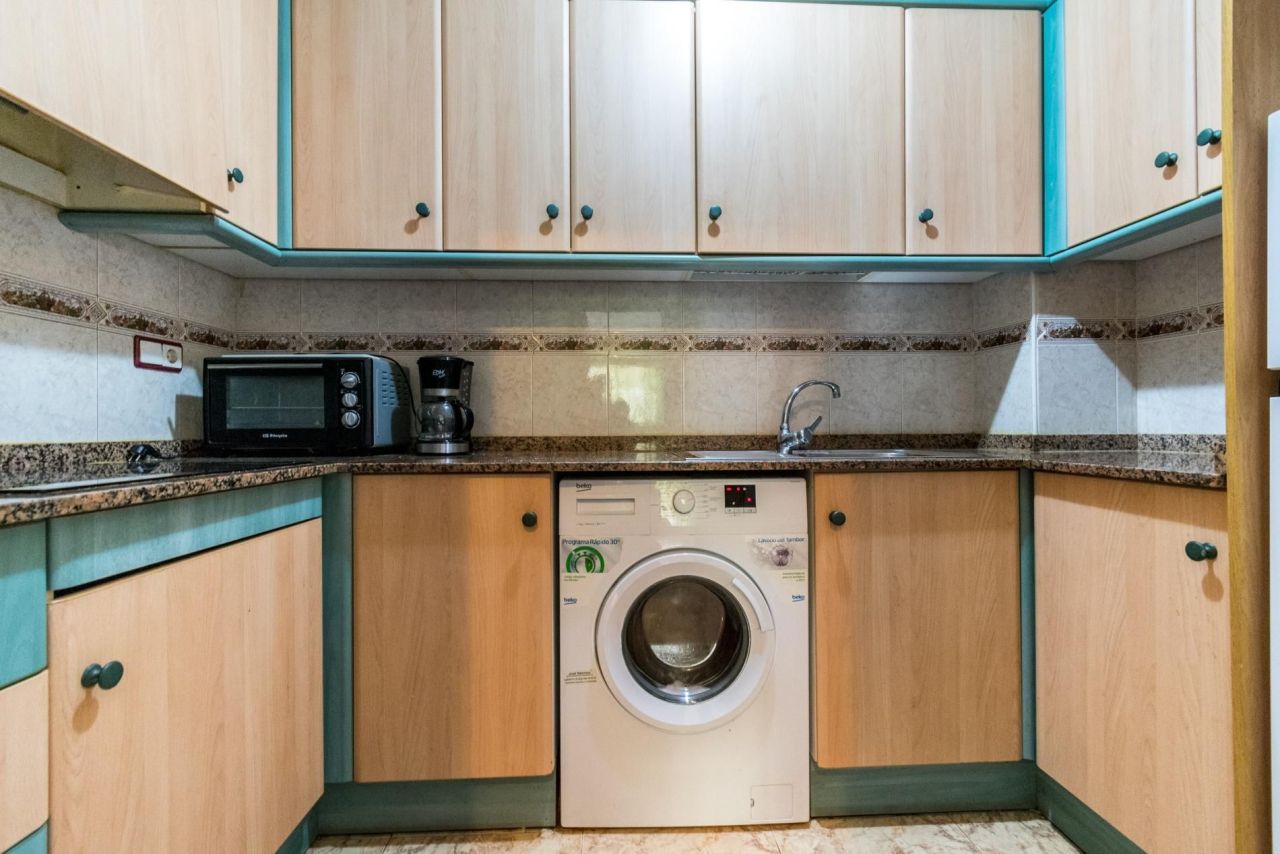 Flat in Torrevieja, Spain, 66 m² - picture 7