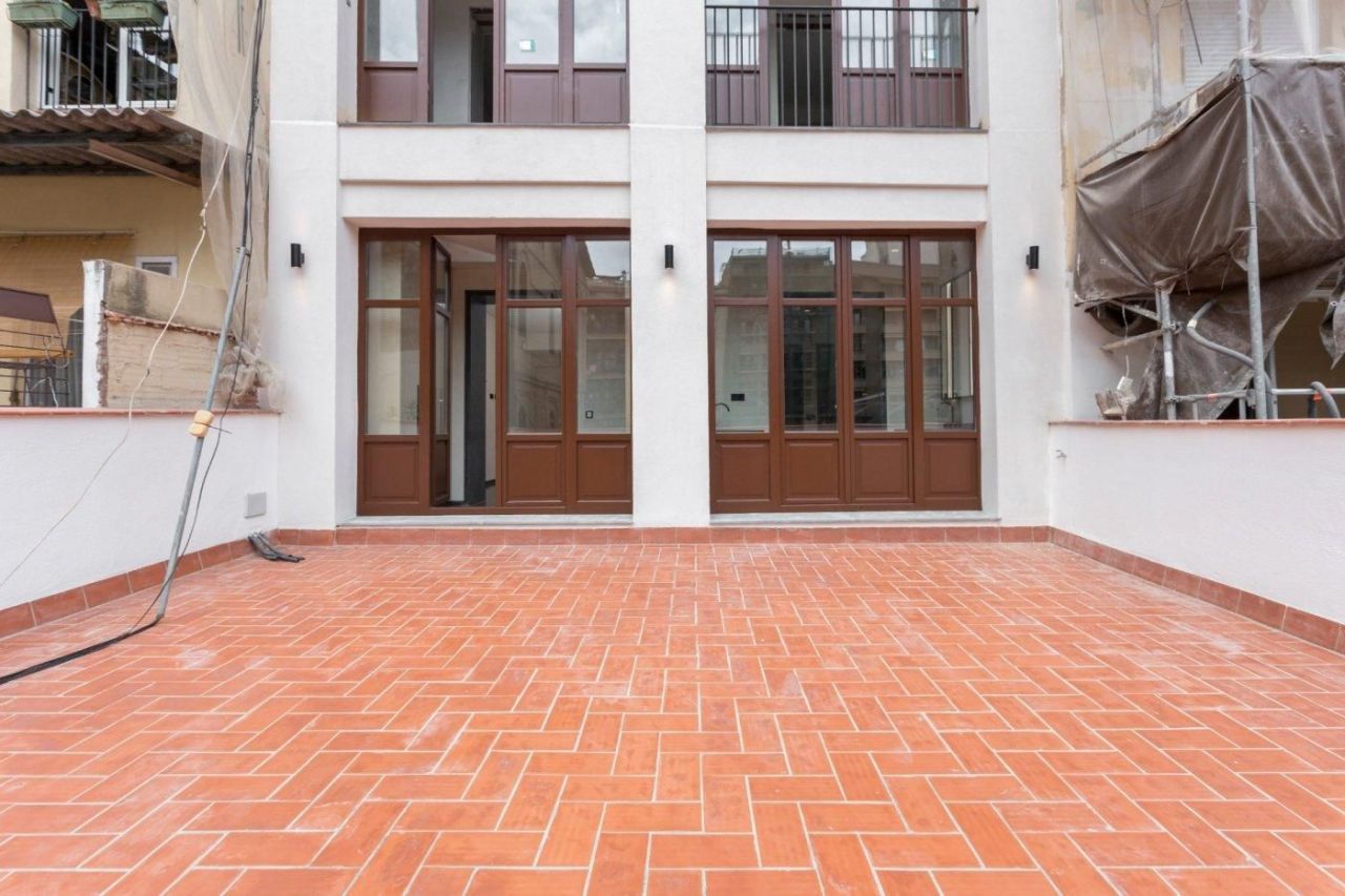 Wohnung in Barcelona, Spanien, 150 m² - Foto 1
