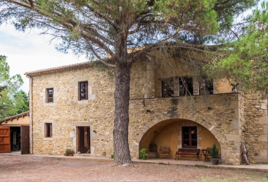Casa en la Costa Brava, España, 600 m² - imagen 1