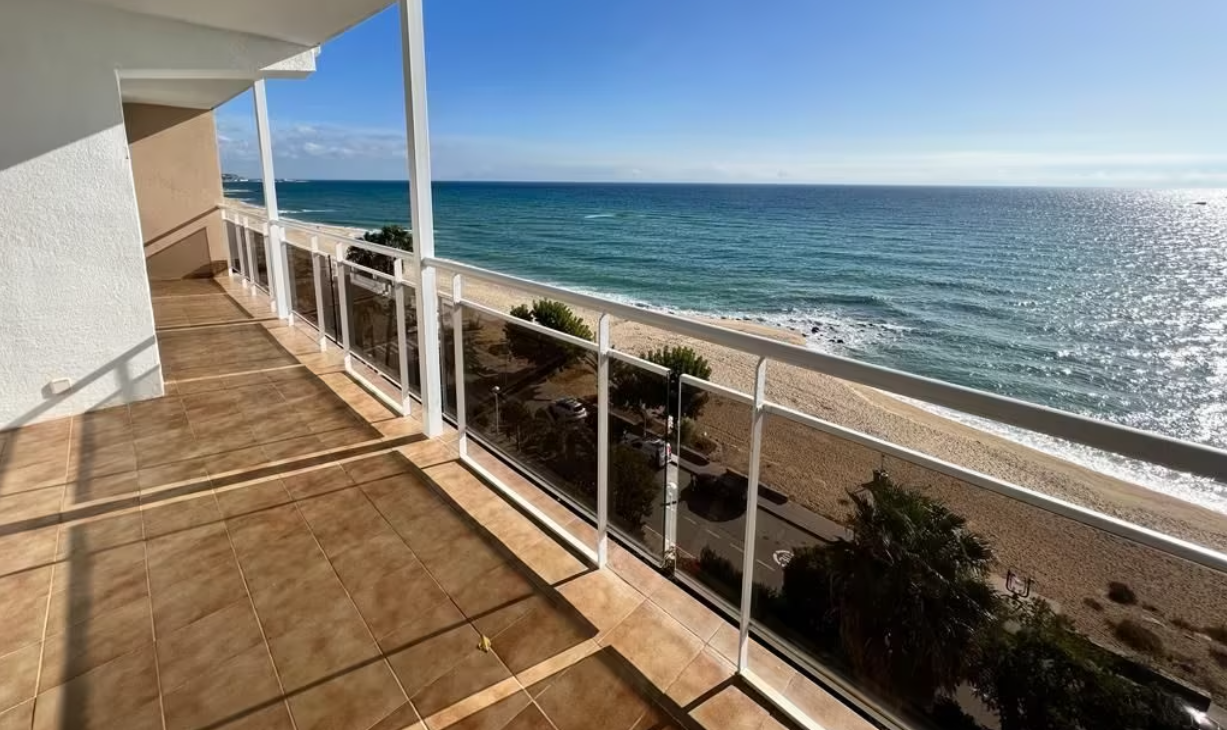 Wohnung in Costa del Maresme, Spanien, 111 m² - Foto 1