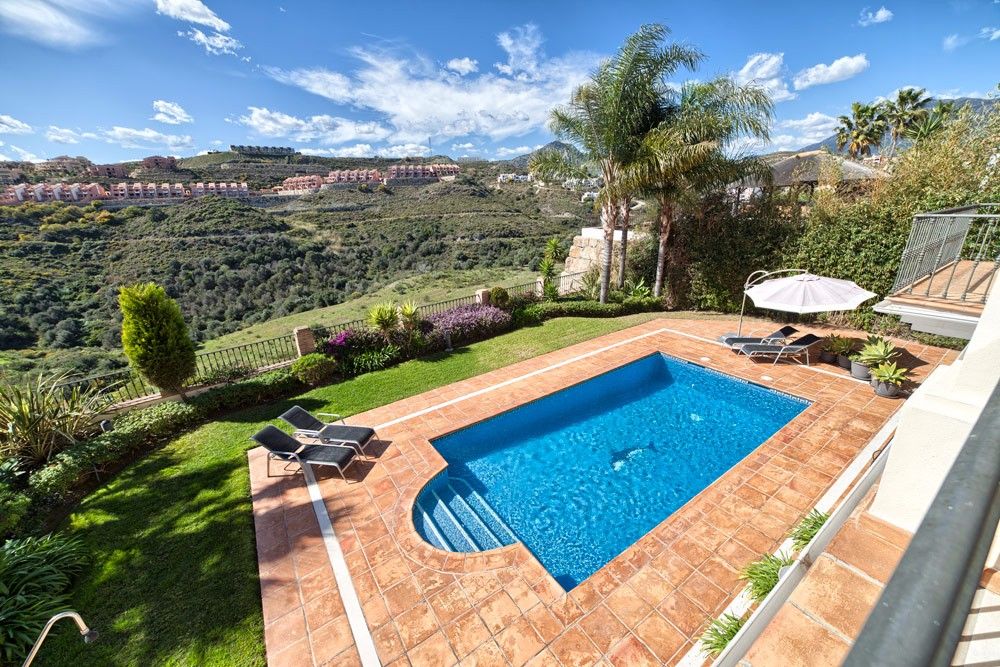 Casa en la Costa del Sol, España, 513 m² - imagen 1
