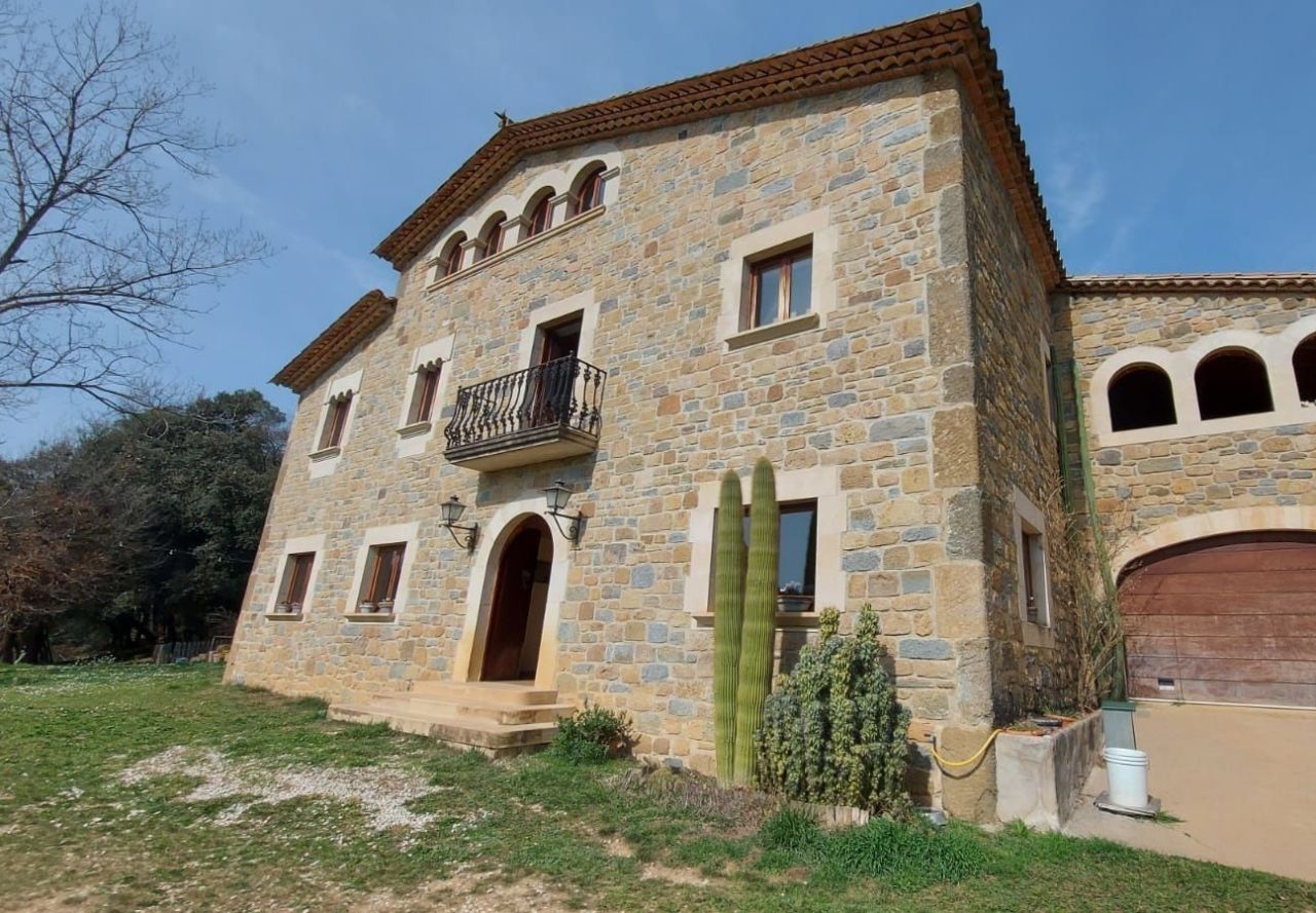 Casa en la Costa Brava, España, 500 m² - imagen 1