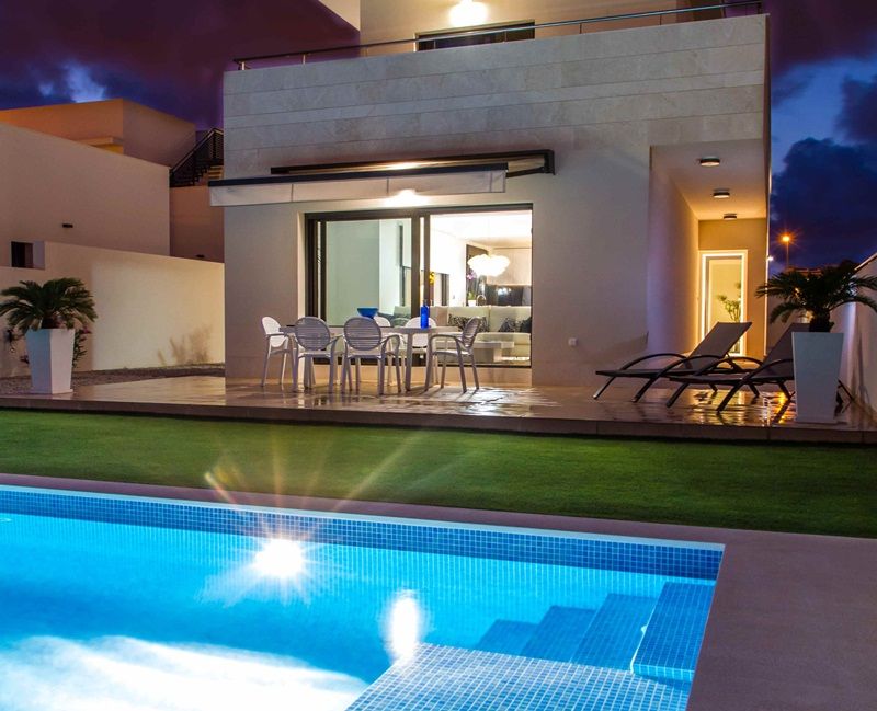 Casa en la Costa Blanca, España, 141 m² - imagen 1
