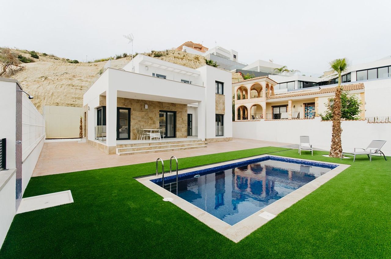 House on Costa Blanca, Spain, 150 m² - picture 1