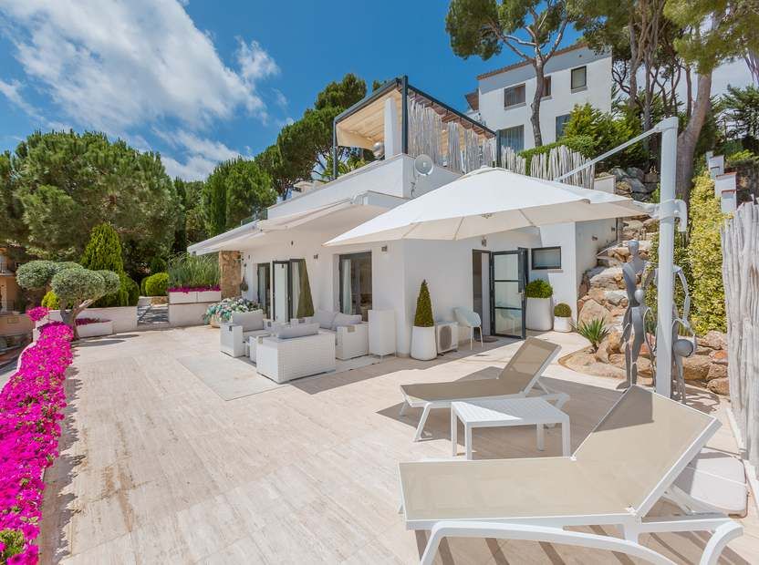 Maison sur la Costa Brava, Espagne, 532 m² - image 1