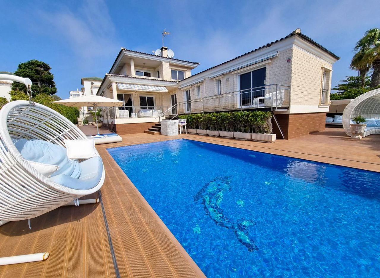 House on Costa Blanca, Spain, 380 m² - picture 1