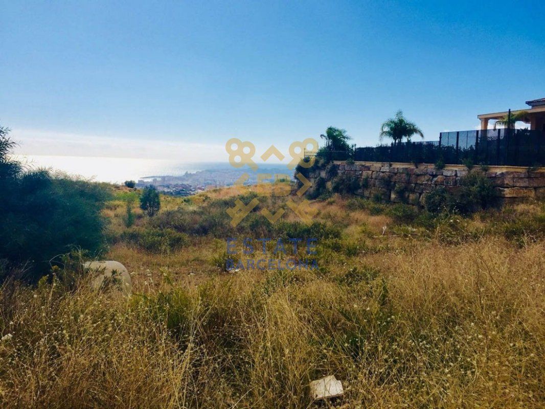 Land on Costa del Sol, Spain - picture 1
