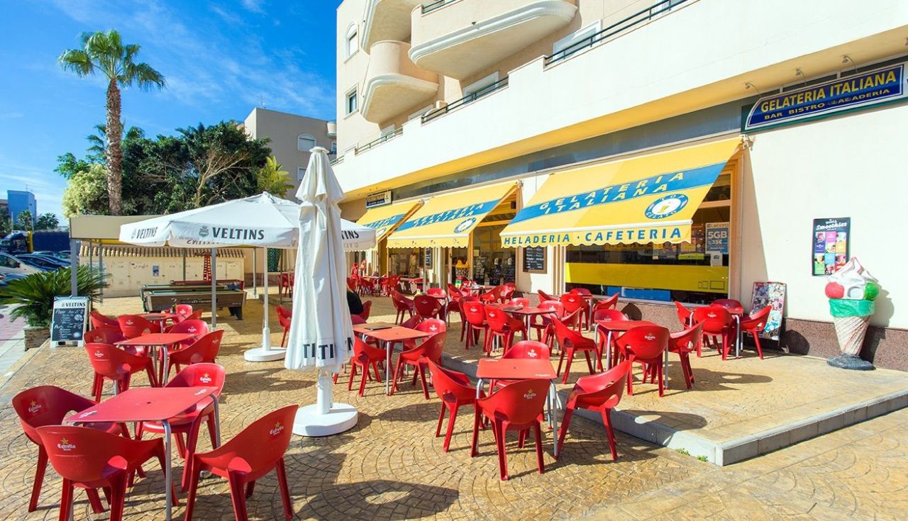 Commercial property on Costa Blanca, Spain, 124 m² - picture 1