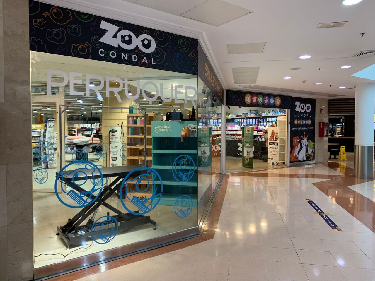 Propiedad comercial en Barcelona, España, 270 m² - imagen 1