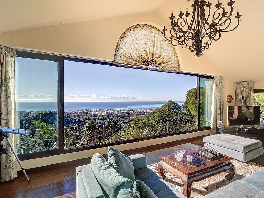 Casa en la Costa del Sol, España, 615 m² - imagen 1