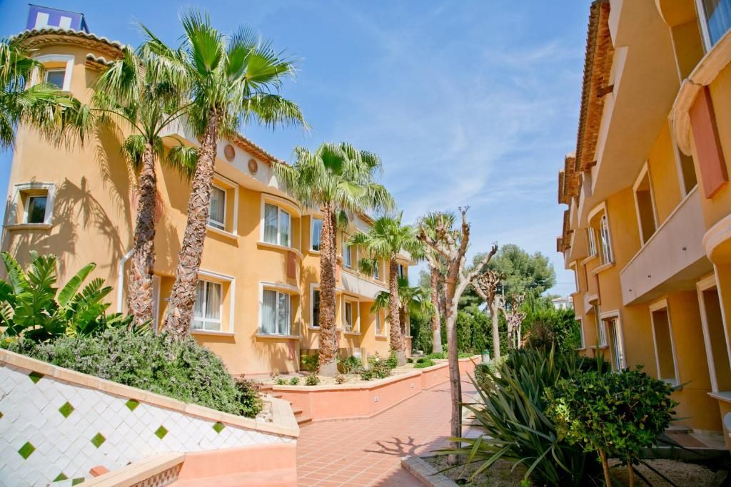 Gewerbeimmobilien in Costa Blanca, Spanien, 6 700 m² - Foto 1