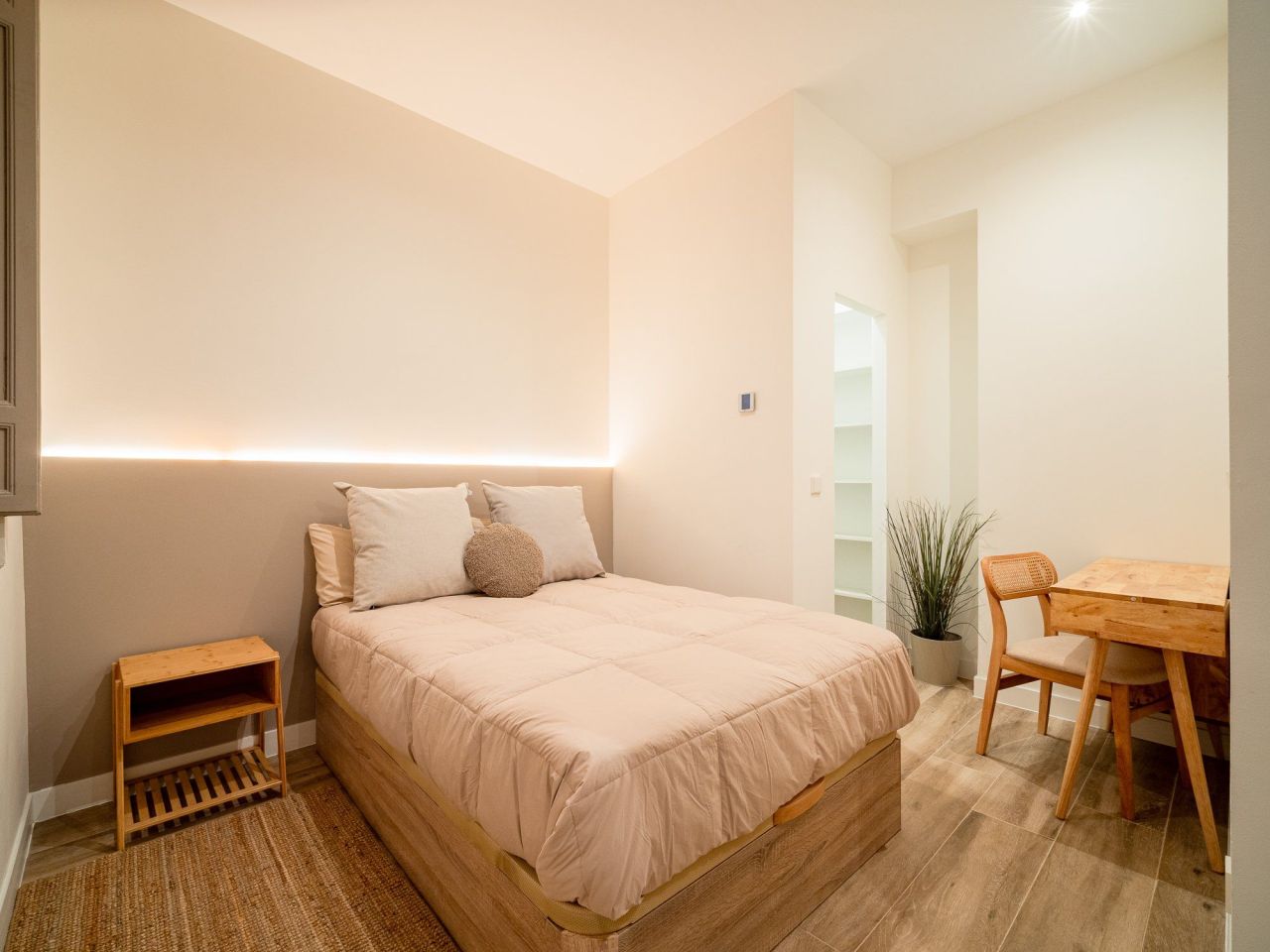 Propiedad comercial en Madrid, España, 127 m² - imagen 2