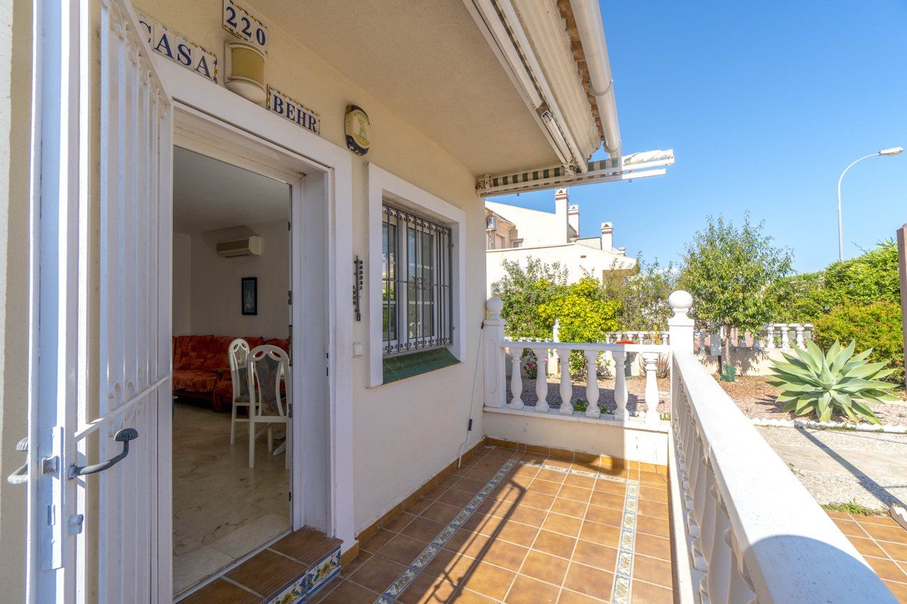 Casa adosada en la Costa Blanca, España, 98 m² - imagen 3