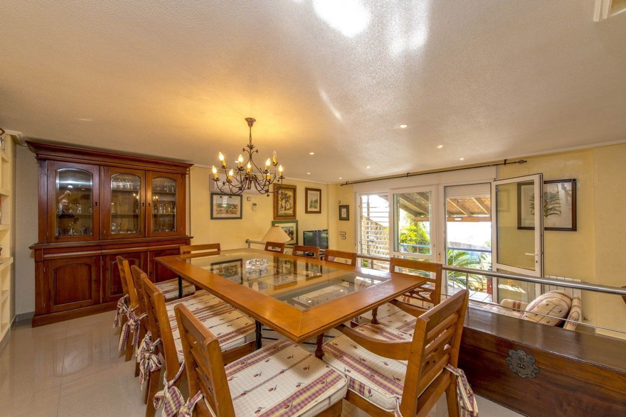 Townhouse on Costa Blanca, Spain, 208 m² - picture 3