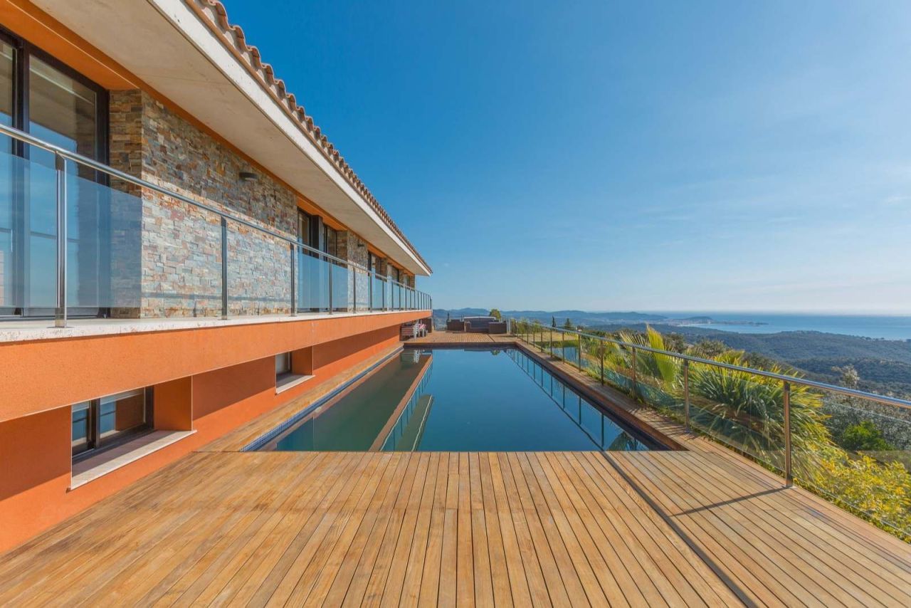 Maison sur la Costa Brava, Espagne, 800 m² - image 3