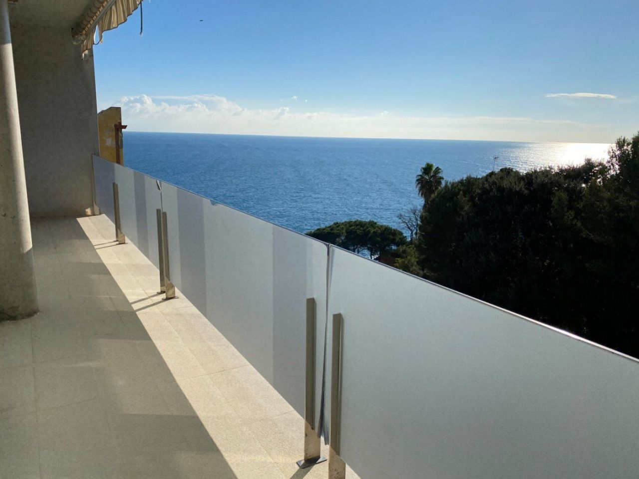 Casa en la Costa Brava, España, 281 m² - imagen 3