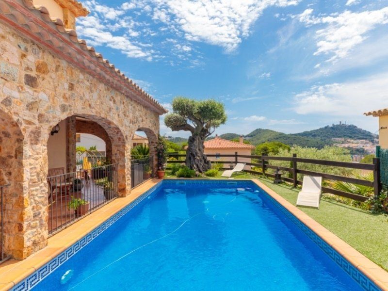 Casa en la Costa Brava, España, 274 m² - imagen 4