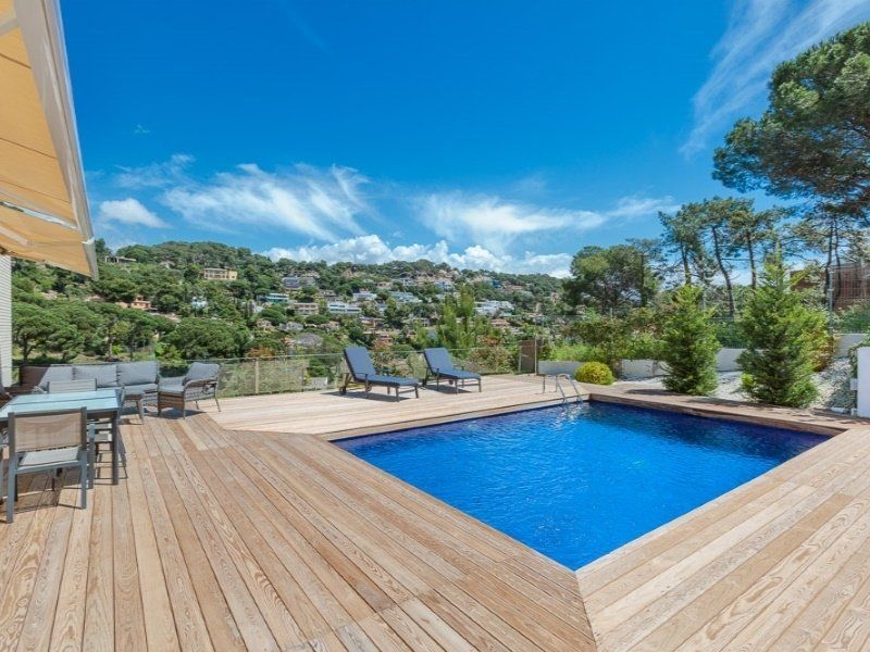 Casa en la Costa Brava, España, 412 m² - imagen 4