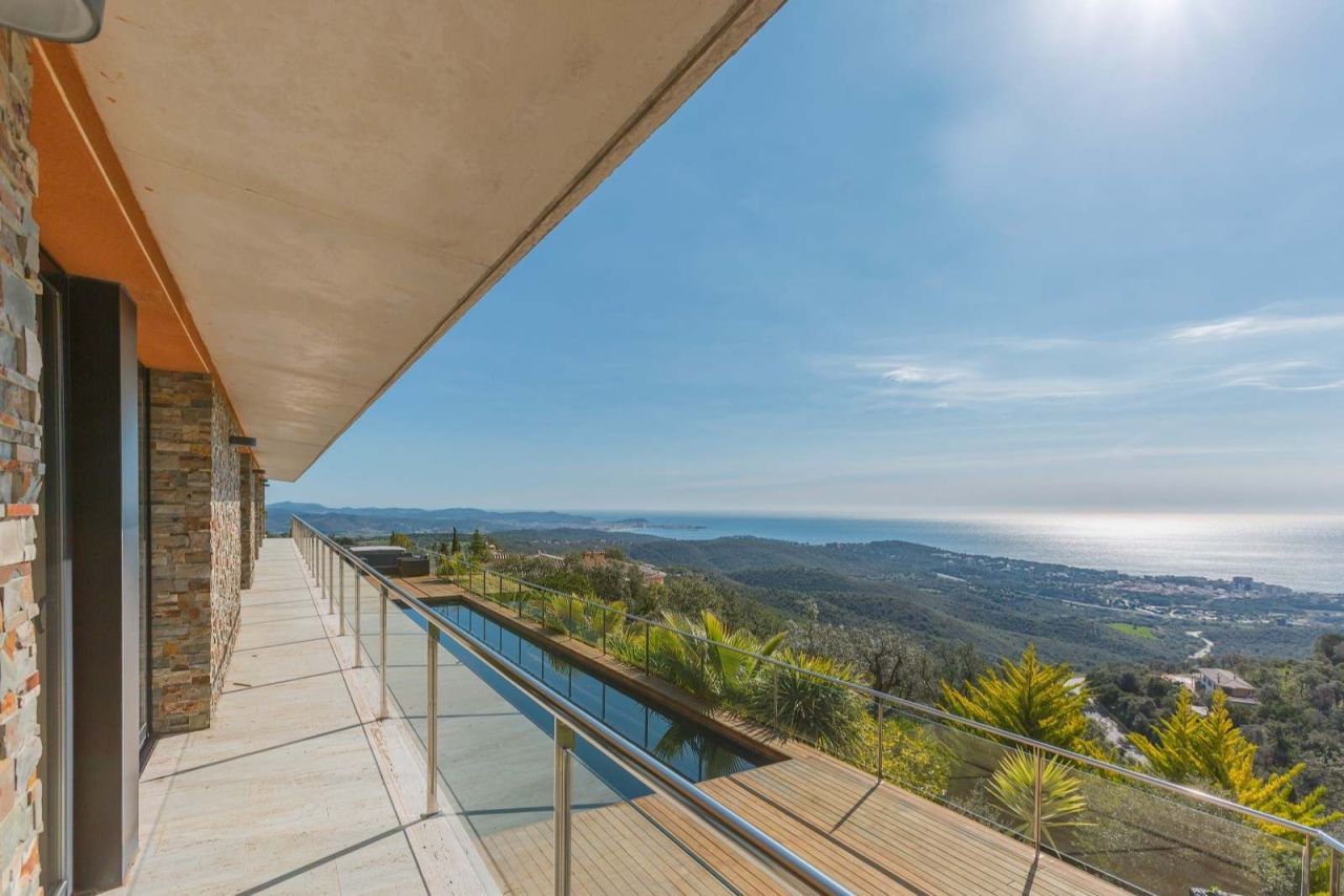 Maison sur la Costa Brava, Espagne, 800 m² - image 4