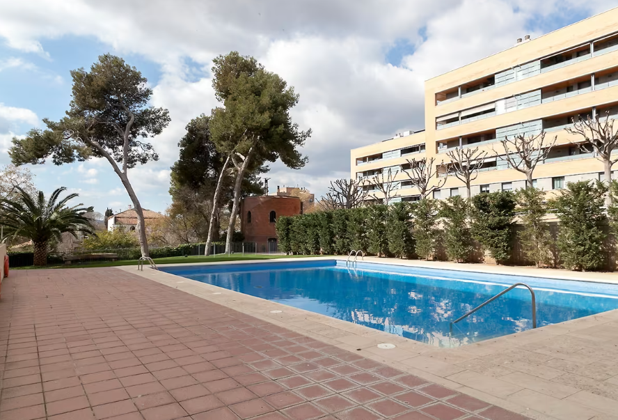 Flat in Barcelona, Spain, 162 m² - picture 4