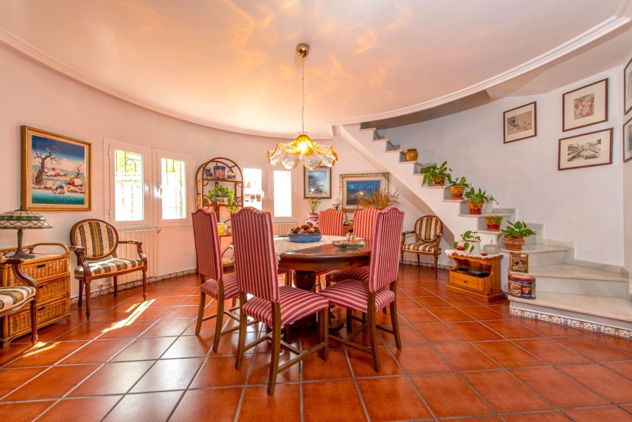 Casa en la Costa Blanca, España, 283 m² - imagen 4