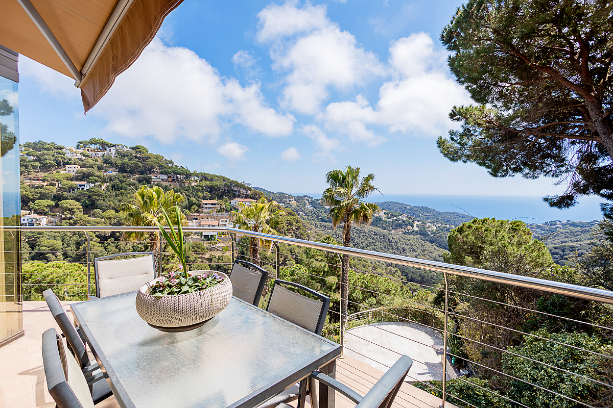 Casa en la Costa Brava, España, 360 m² - imagen 4